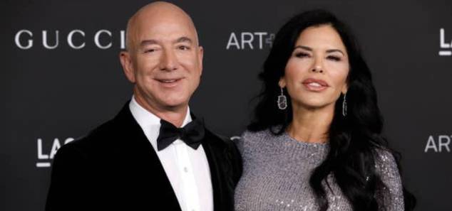Jeff Bezos And Lauren Sanchez Recently Went Viral On The Internet